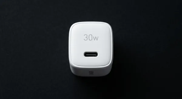 Caricabatterie rapido USB-C 30 W